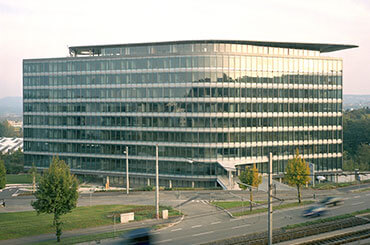 einzelbuero-rent-single-office-moebliert-stuttgart-mieten-agendis-business-center-buelowbogen.jpg